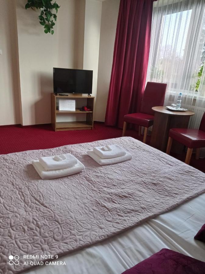 Harmonia Hotel Biała Podlaska Buitenkant foto